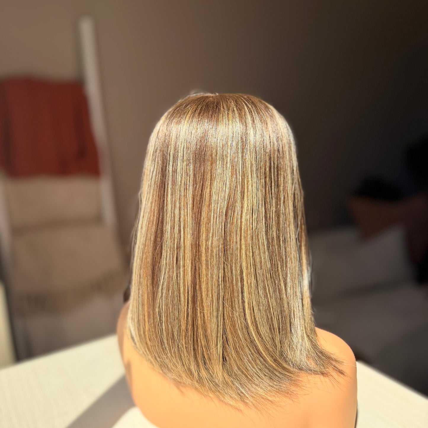 The Lilly - Natural Brown w/ Highlights