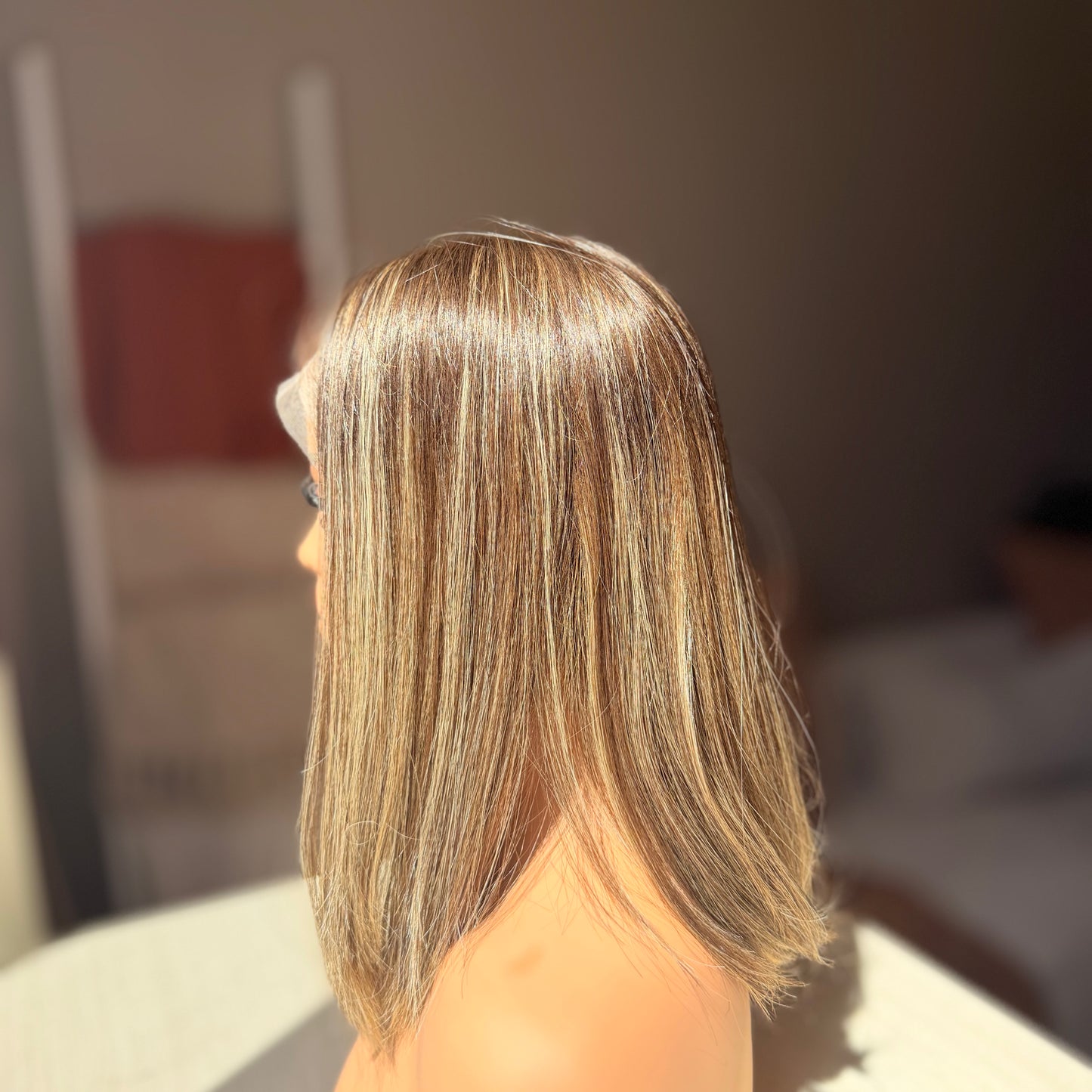 The Lilly - Natural Brown w/ Highlights